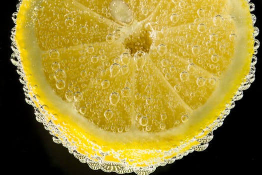 refreshing water with lemon